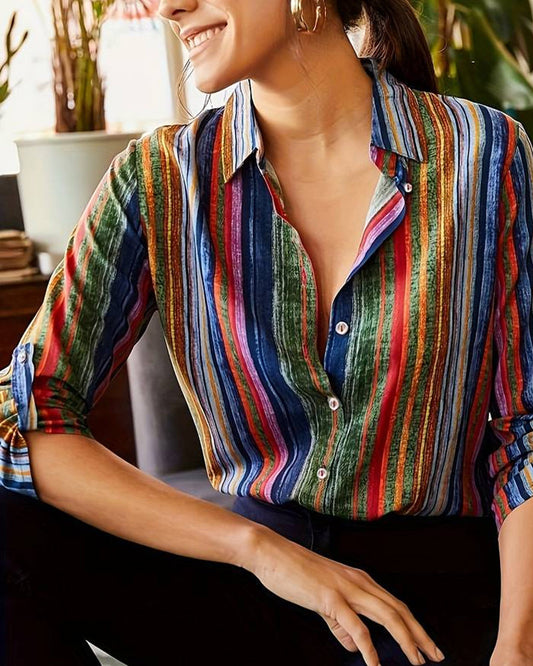 Gestreepte Damesblouse met Knopen – Sofia