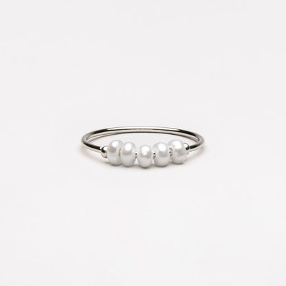 Trendy Mini Parelring - Isolde