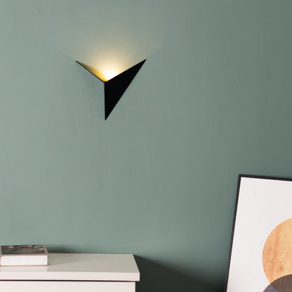 Moderne Driehoekige Wandlamp - TrigoLux