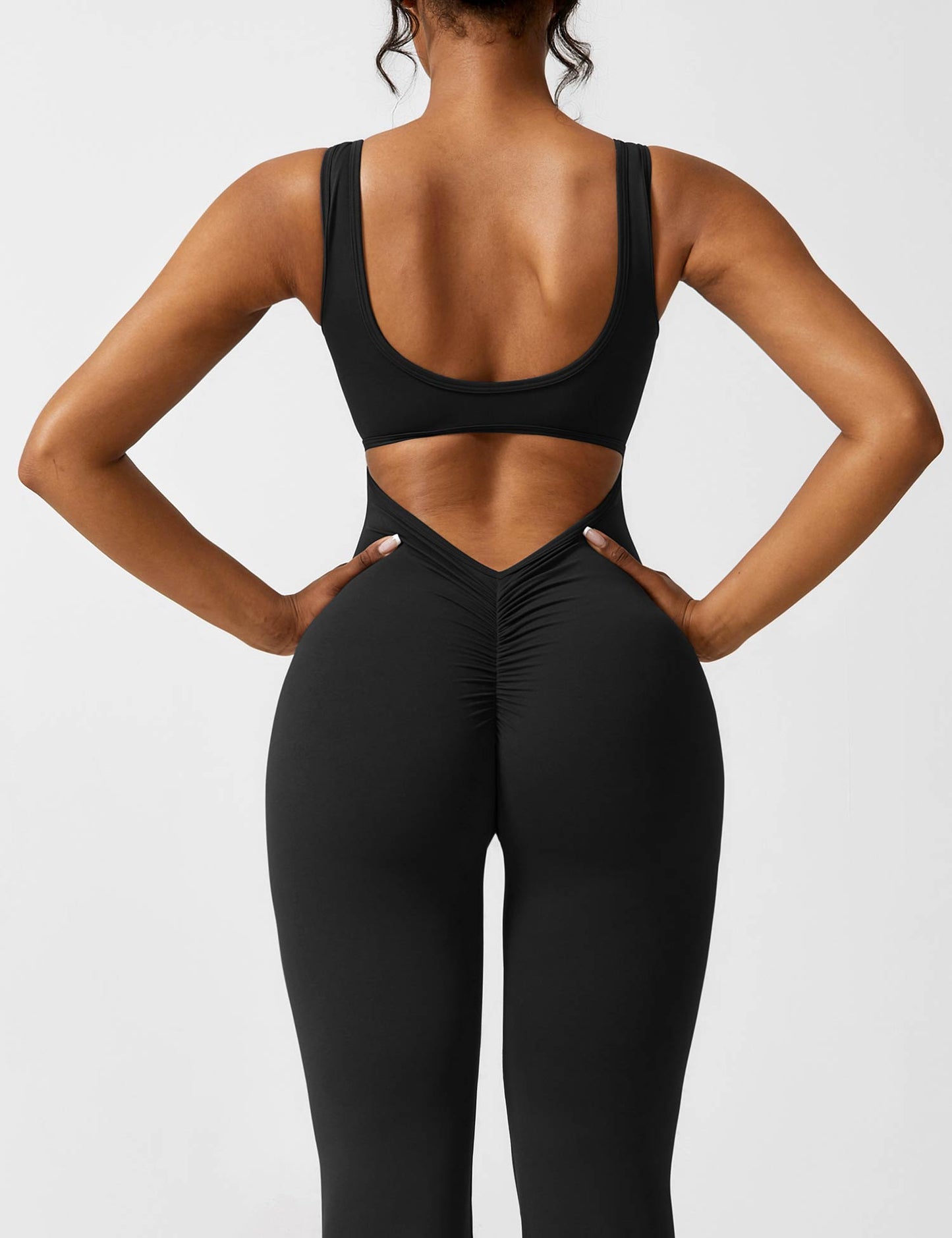 Rugvrije Jumpsuit met Uitlopende Broekspijpen - Liv