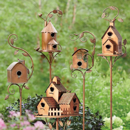 Decoratief Vogelhuisje op Staak – Rustieke Tuindecoratie