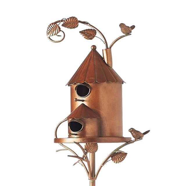 Decoratief Vogelhuisje op Staak – Rustieke Tuindecoratie
