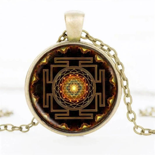 Sri Yantra Koepel Hanger Ketting