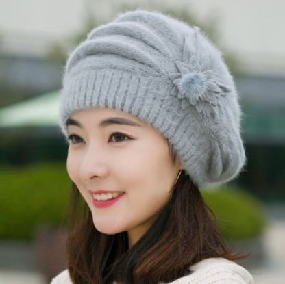Knitted Women Winter Hat™ (1 + 1 GRATIS)