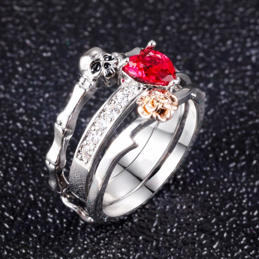 Skull Love Ring