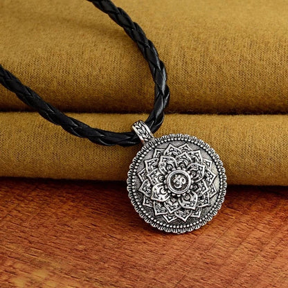 Om Lotus Mandala Ketting