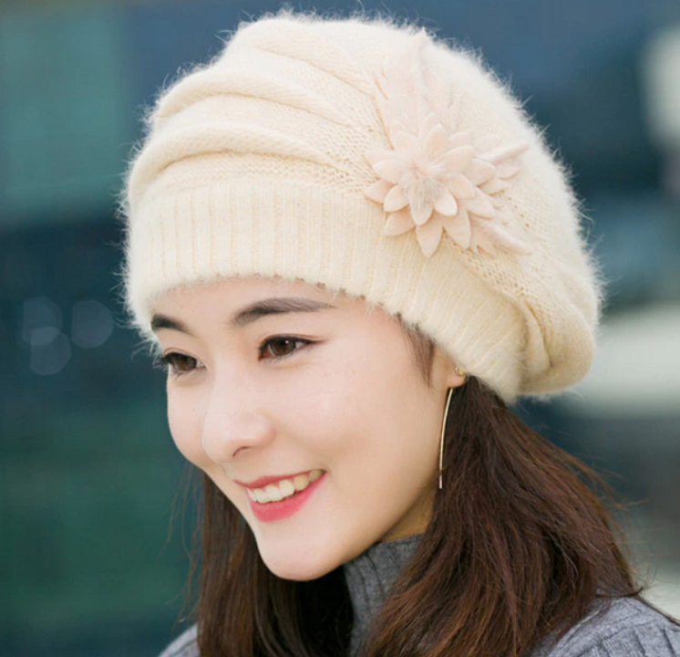 Knitted Women Winter Hat™ (1 + 1 GRATIS)