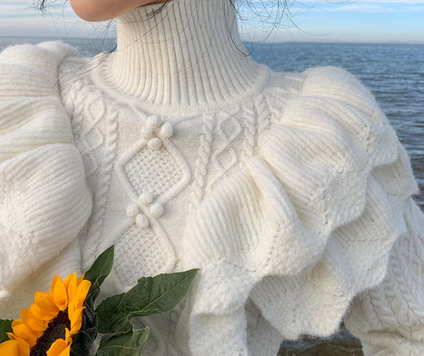 Floral White Knitted Sweater™