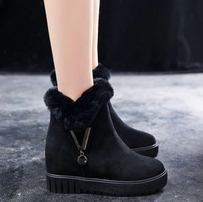 Fashionable Snow Boots™