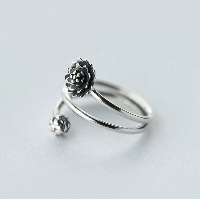 Drievoudige Wikkel Lotus Ring