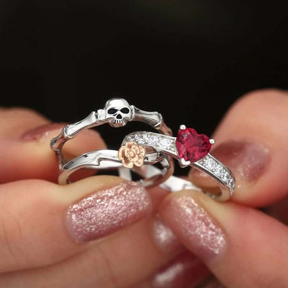 Skull Love Ring